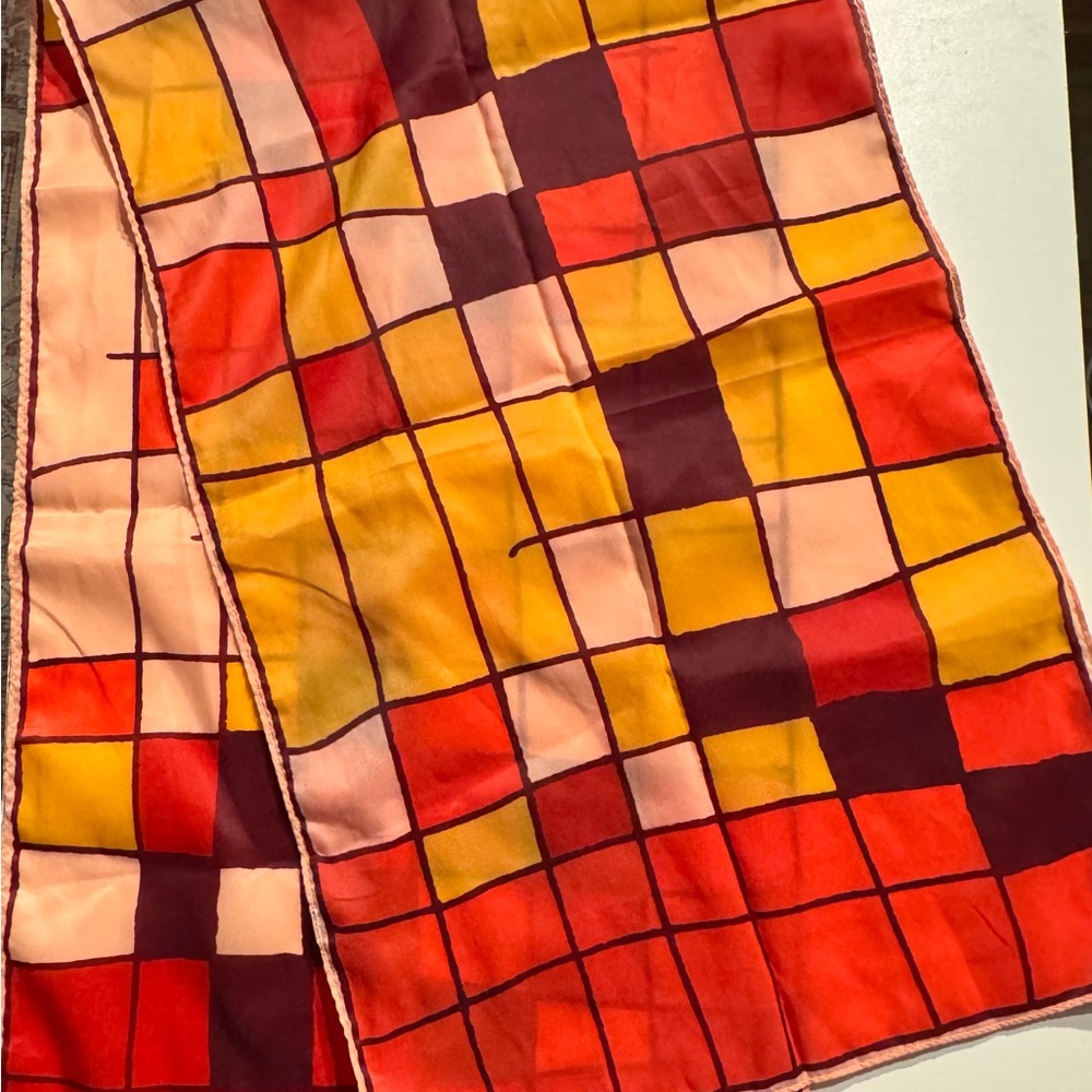 Vera Neumann Geometrical Grid Pattern Polyester S… - image 6